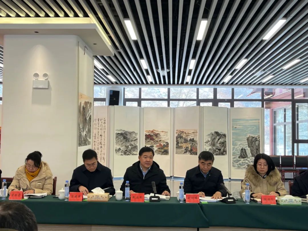 新城区北疆文化品牌打造座谈会：聚焦大青山创作基地，共谋区域文化繁荣发展